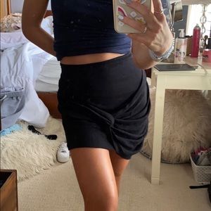 Black boho front knotted skirt!